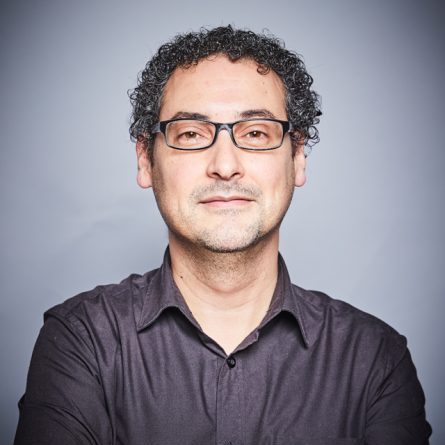 Gianpaolo Vadurro, pianista durante el concierto Pies de Sirena.